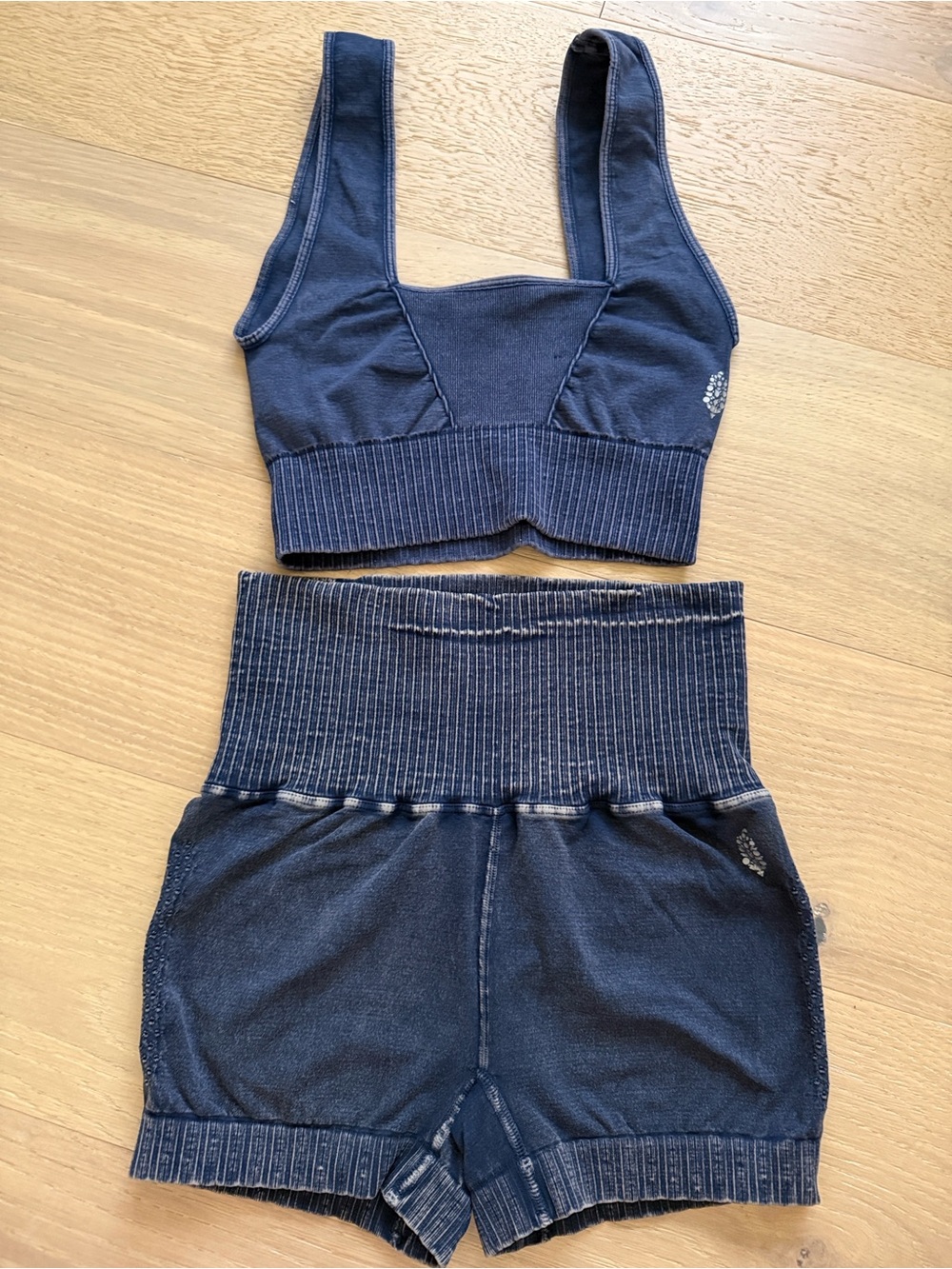 Woman’s Free People Movement High-Waist Bike Shorts Sports Bra denim blue xs